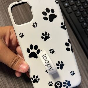 Loopy Case Paw Print. iPhone 11 Pro Max